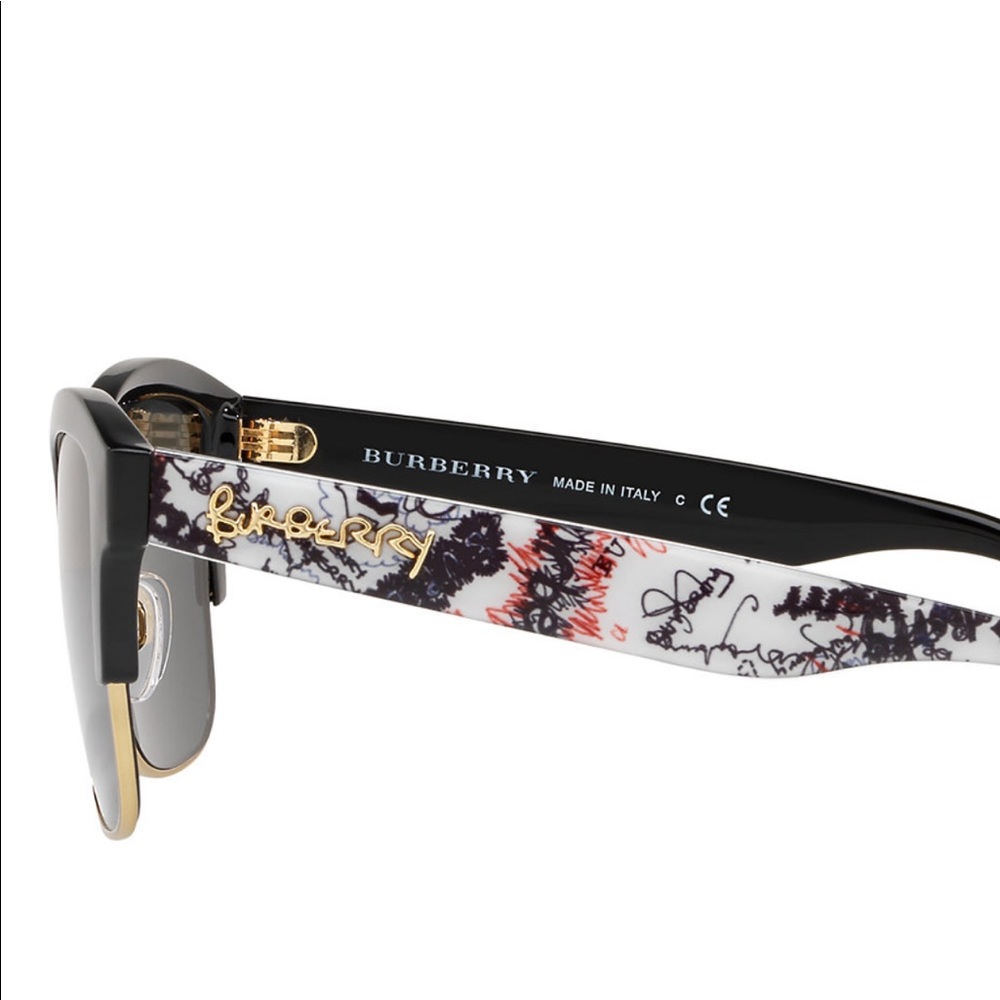 NWT Authentic Burberry Sunglasses. Made in Italy❤️ - Picture 5 of 9